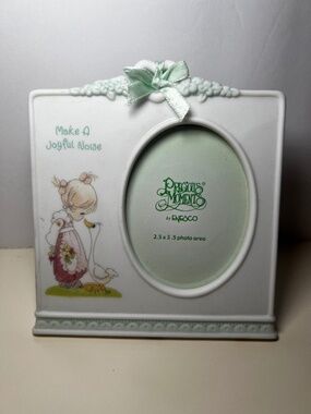 Vintage Goose Cottage Core Precious Moments 2002 Mini Photo Frame New Scalloped